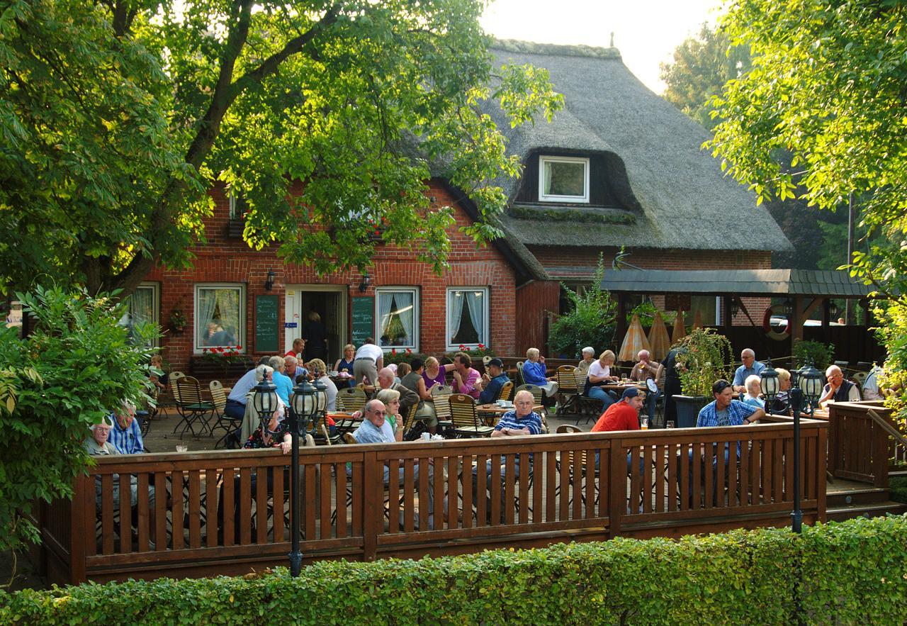 Landhaus Absalonshorst Hotel Groß Grönau Exterior foto